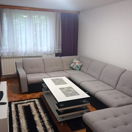 Near Sarajevo Airport Apartment Exterior foto